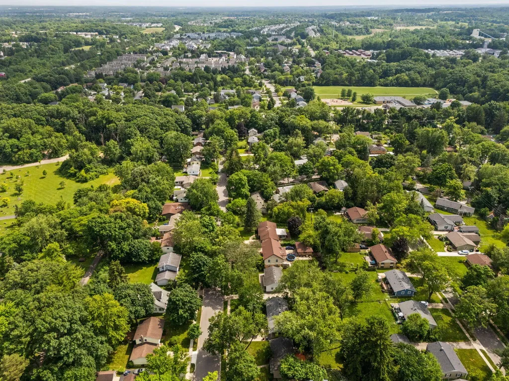 284 Highlake Avenue Ann Arbor City MI 48103