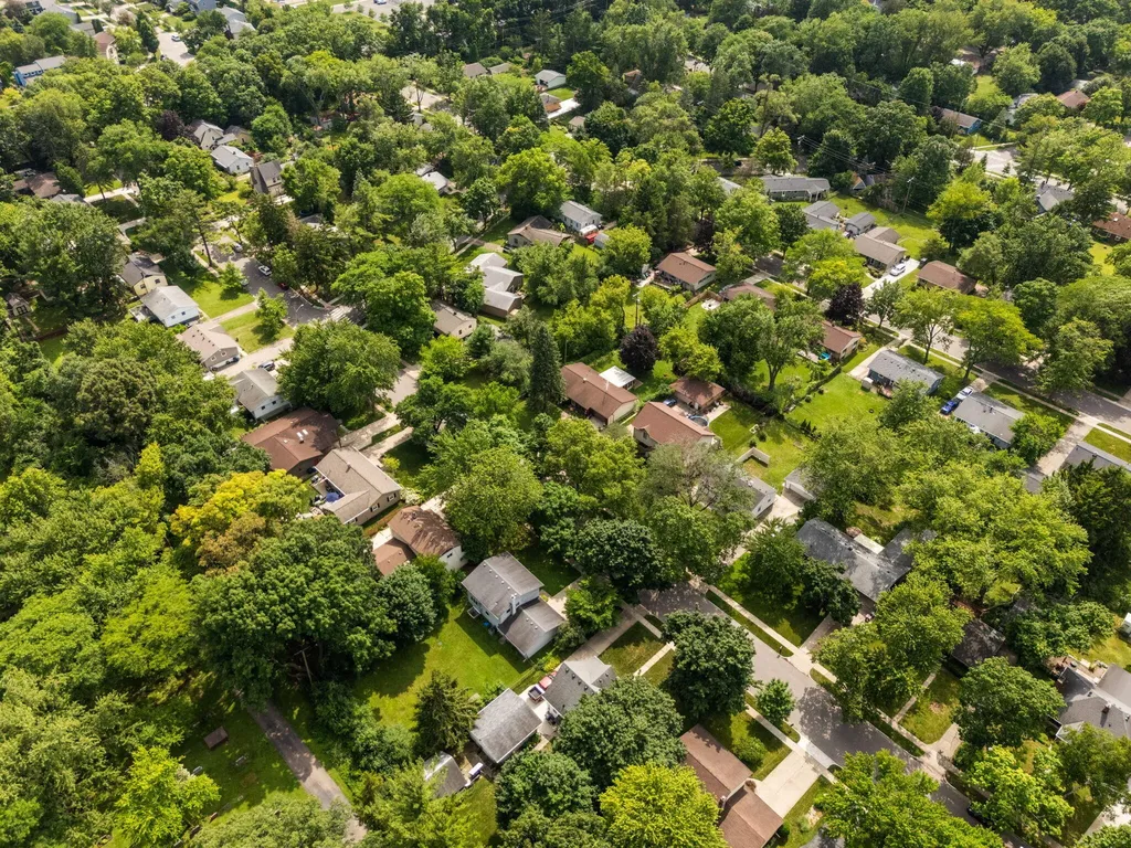 284 Highlake Avenue Ann Arbor City MI 48103