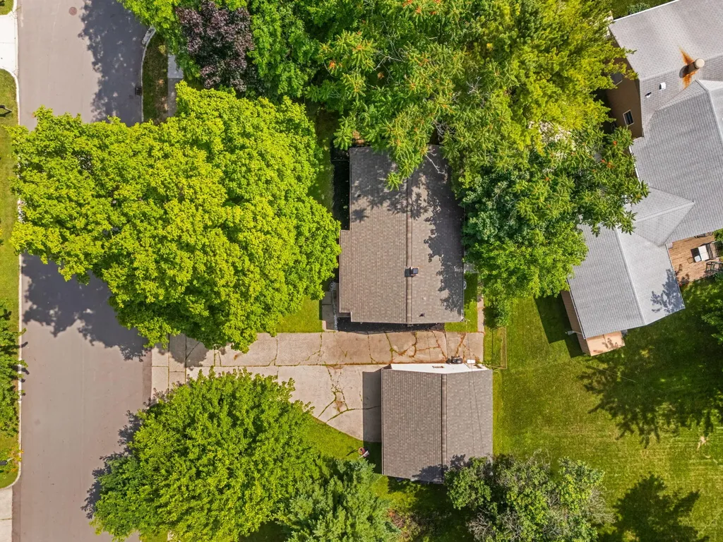 284 Highlake Avenue Ann Arbor City MI 48103
