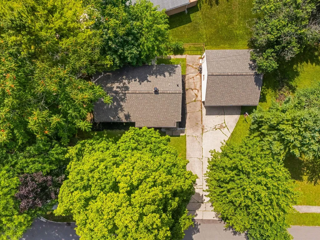 284 Highlake Avenue Ann Arbor City MI 48103