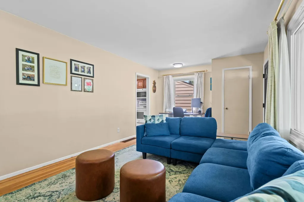 284 Highlake Avenue Ann Arbor City MI 48103
