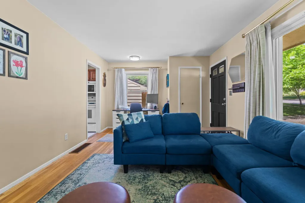 284 Highlake Avenue Ann Arbor City MI 48103