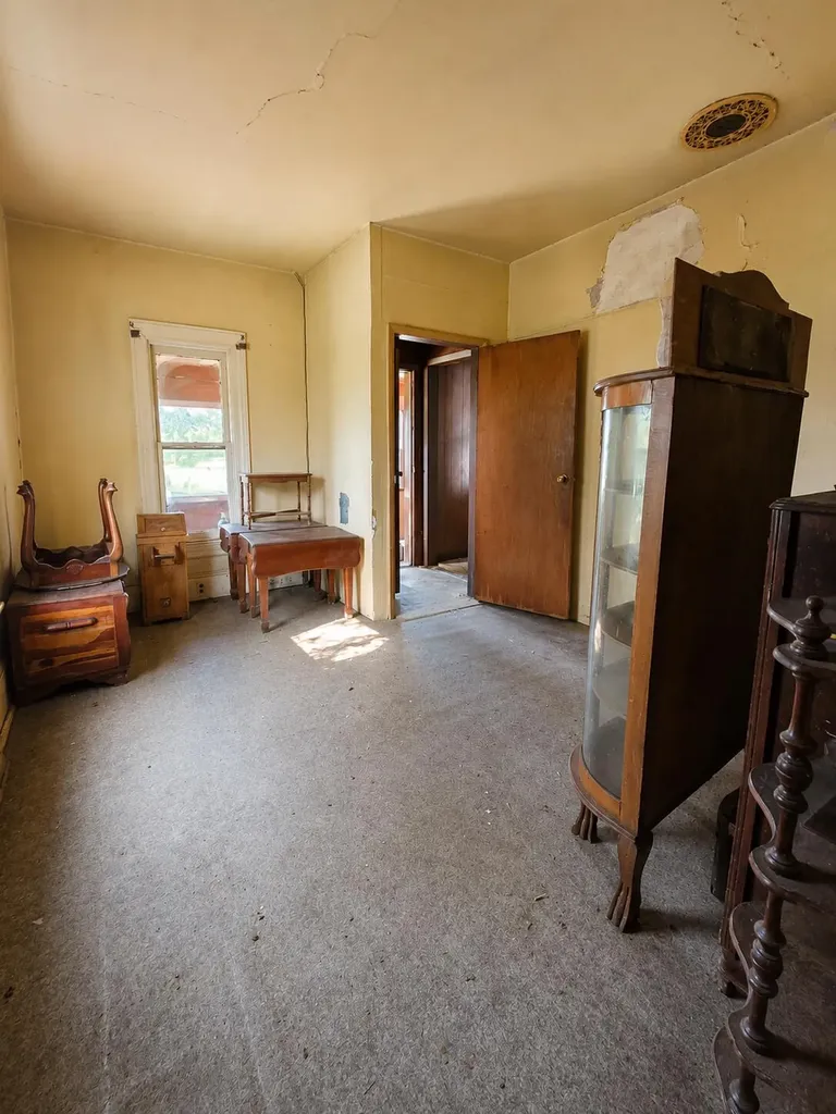 312 W 7th Henrietta Township MI 49259