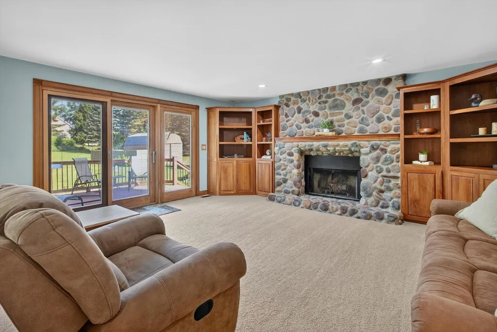 9236 Stoneyfield Court Dexter Township MI 48130