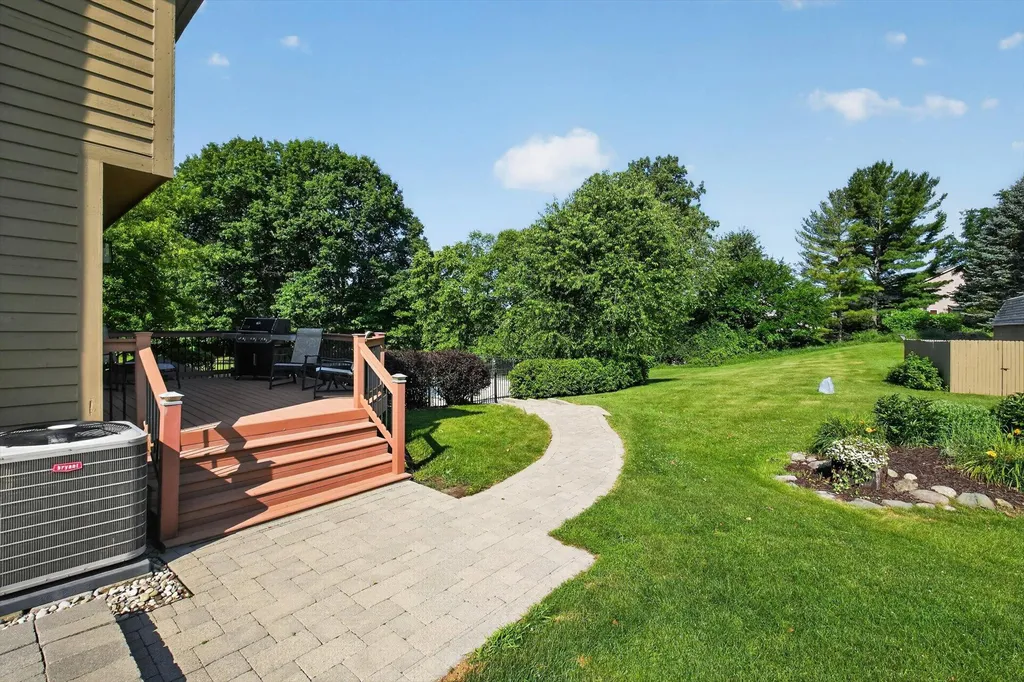 9236 Stoneyfield Court Dexter Township MI 48130