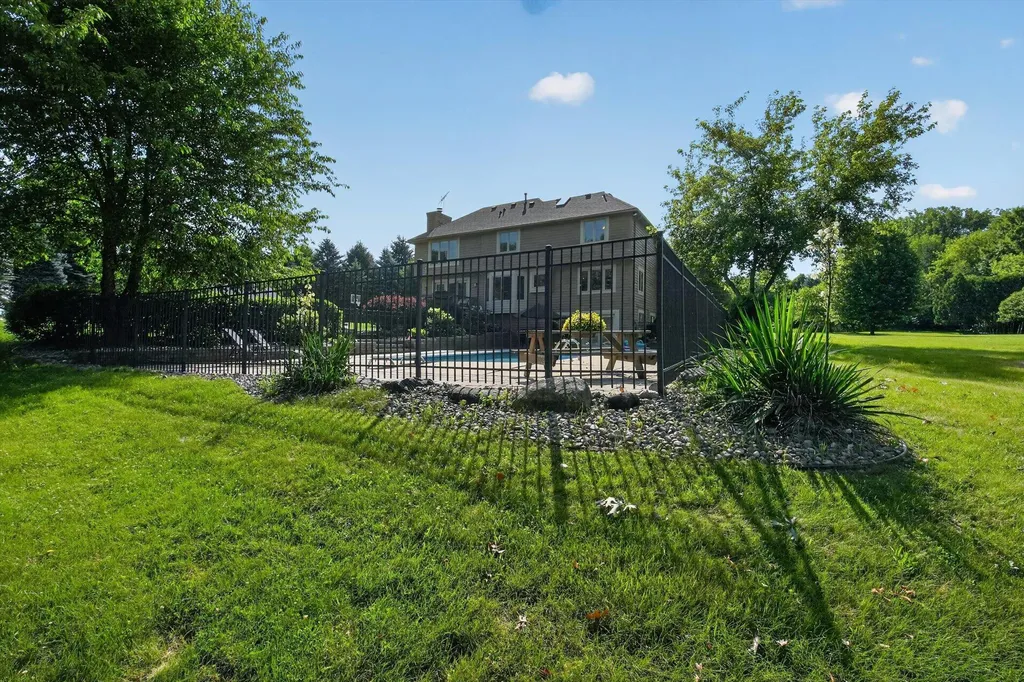 9236 Stoneyfield Court Dexter Township MI 48130