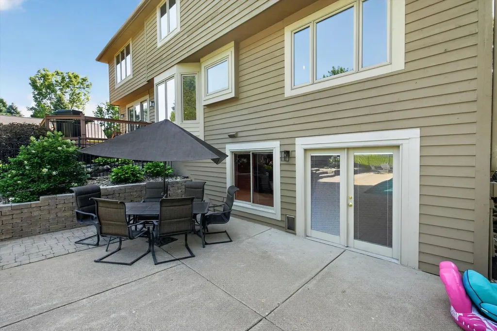 9236 Stoneyfield Court Dexter Township MI 48130