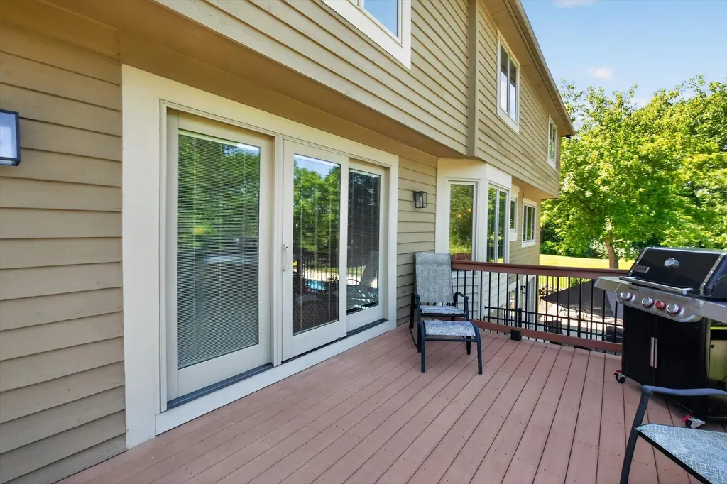 9236 Stoneyfield Court Dexter Township MI 48130
