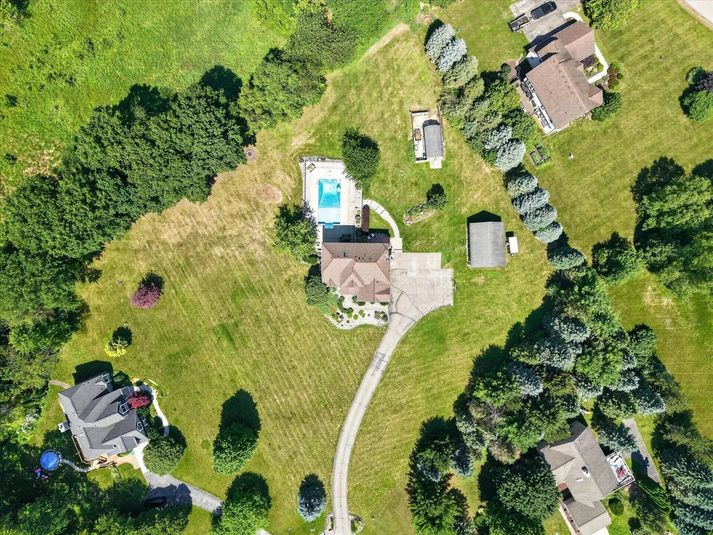 9236 Stoneyfield Court Dexter Township MI 48130