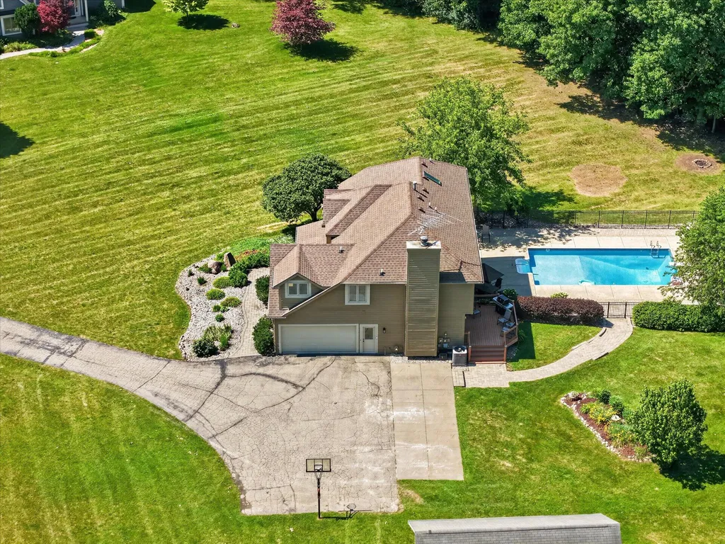9236 Stoneyfield Court Dexter Township MI 48130