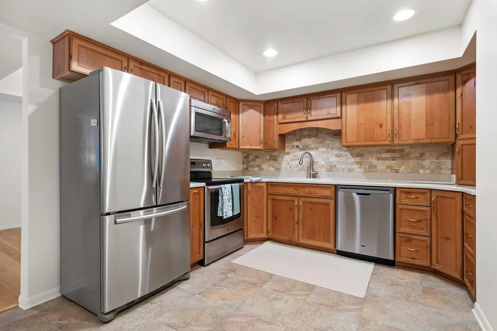 2115 Nature Cove Court Ann Arbor City MI 48104