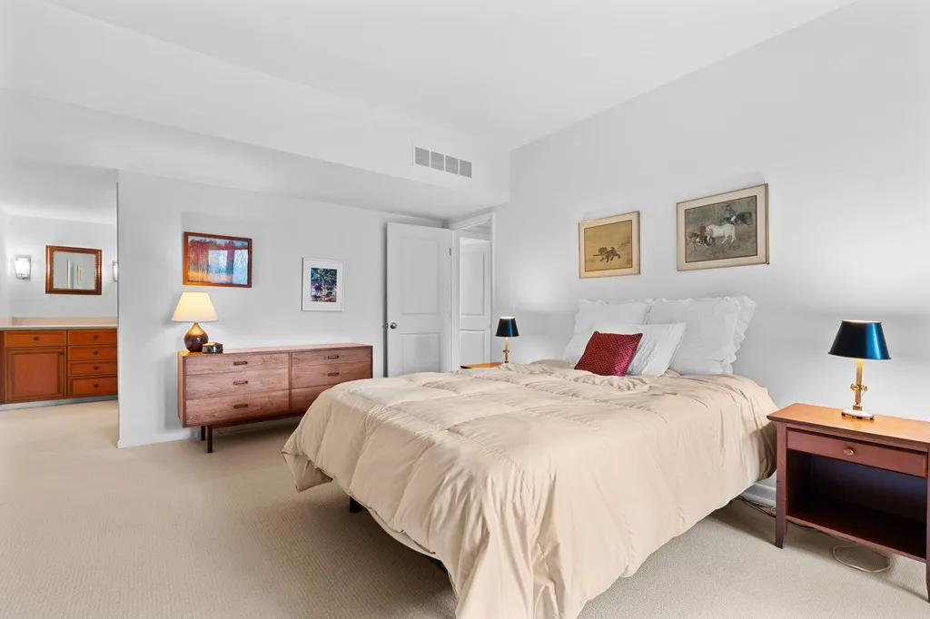 2115 Nature Cove Court Ann Arbor City MI 48104