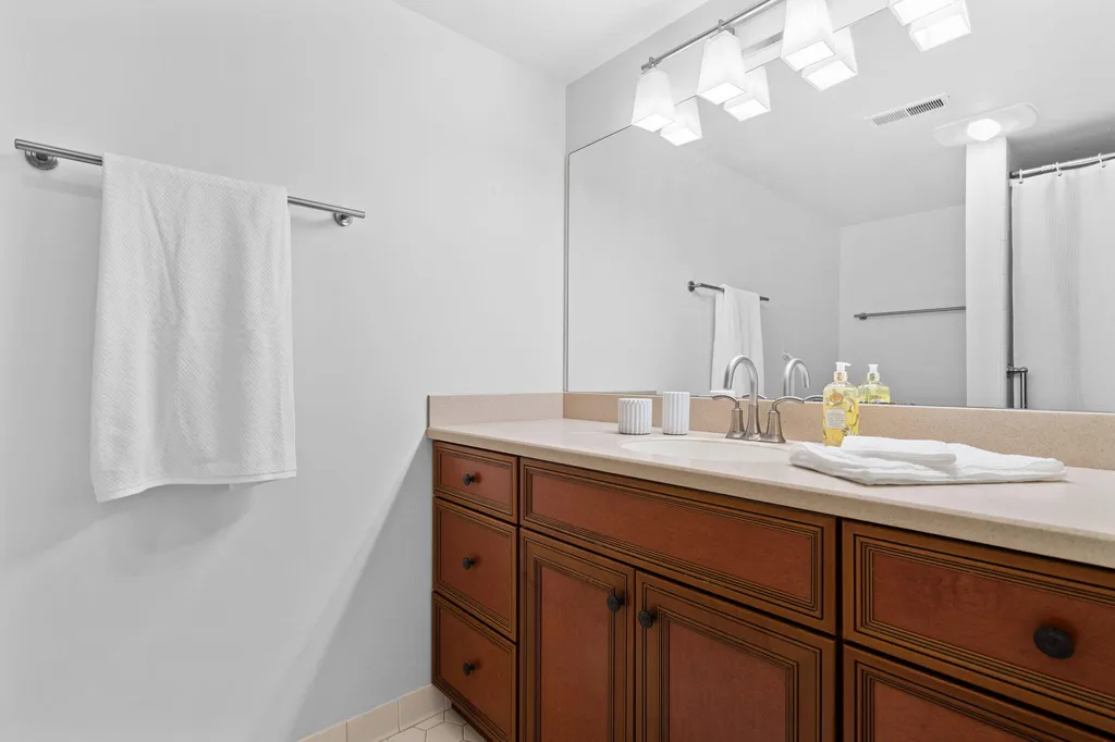 2115 Nature Cove Court Ann Arbor City MI 48104