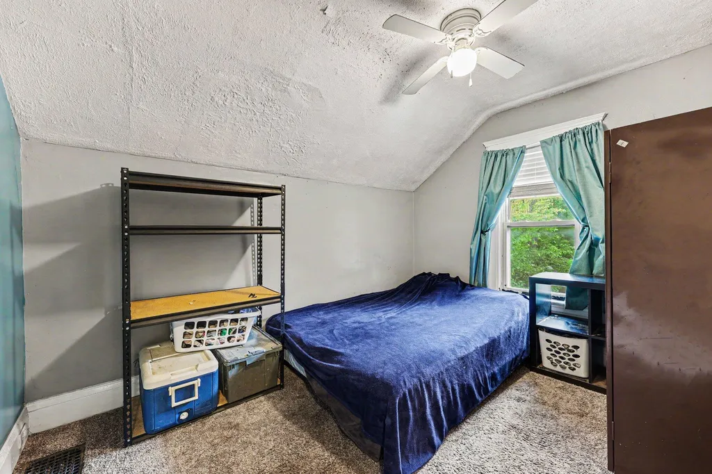 134 Hollis Street Jackson City MI 49203