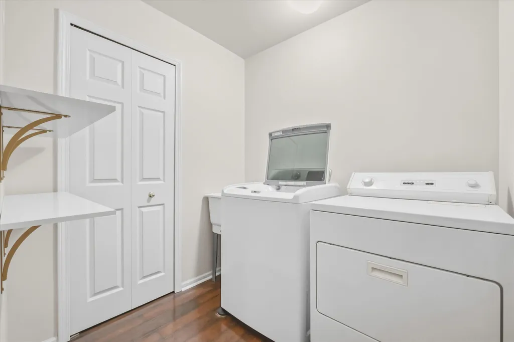 2598 Woodcliff Trail Hartland Township MI 48353