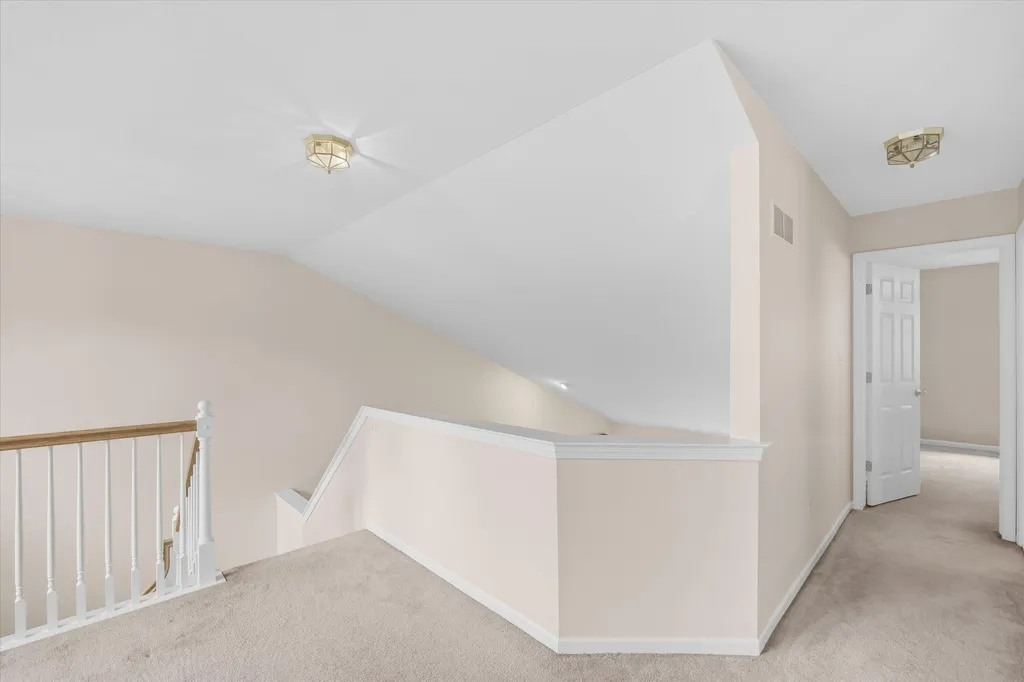 2598 Woodcliff Trail Hartland Township MI 48353
