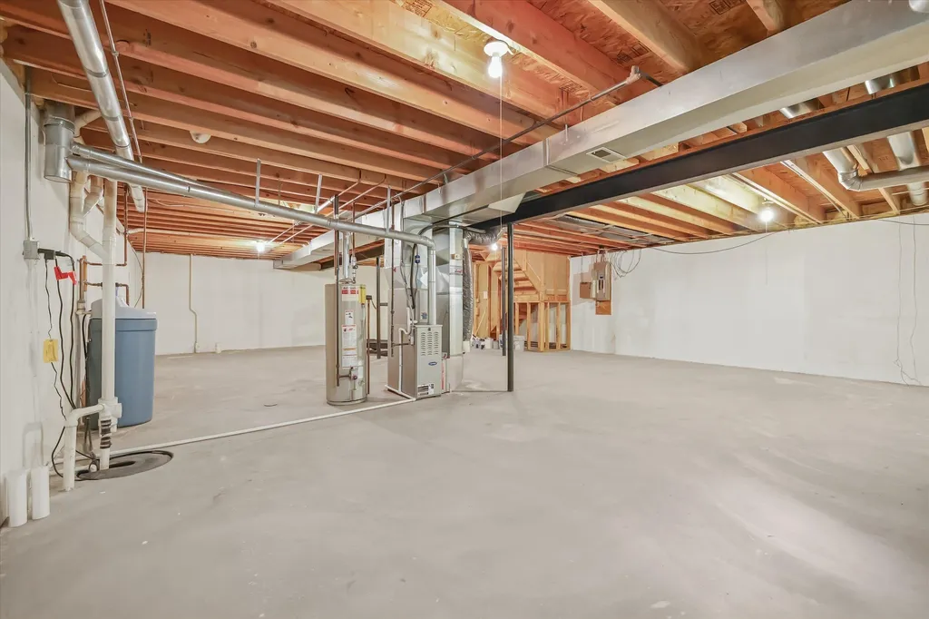2598 Woodcliff Trail Hartland Township MI 48353