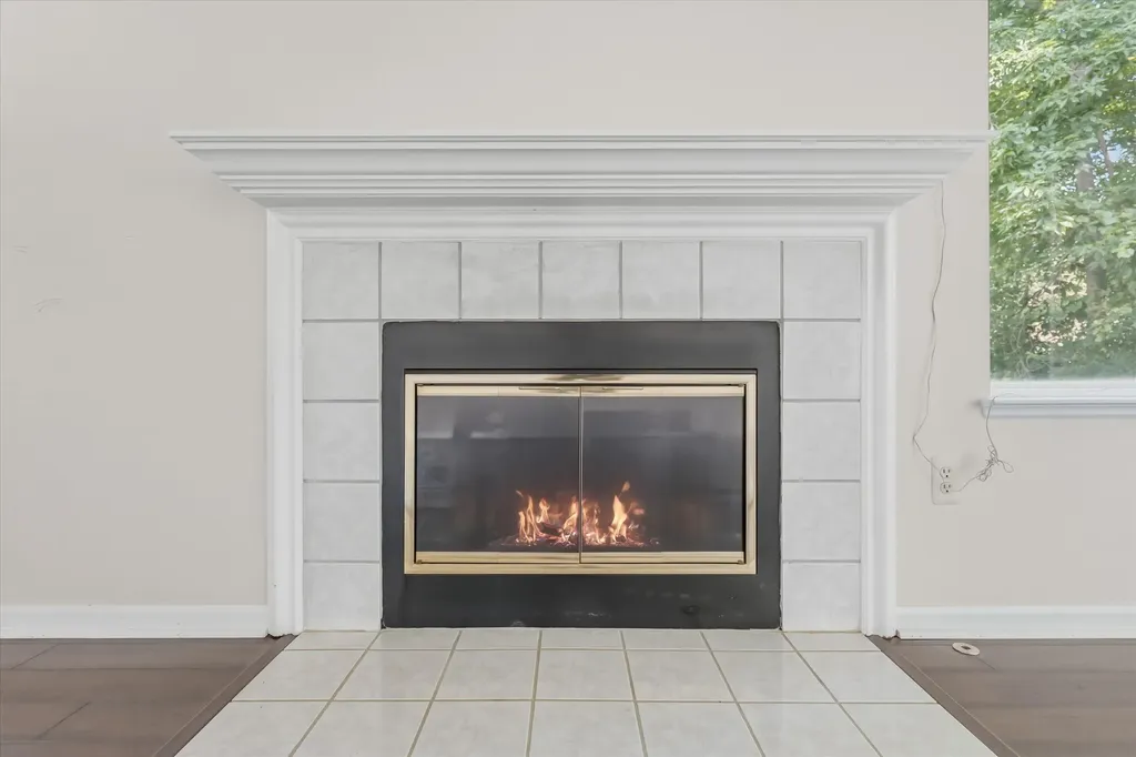2598 Woodcliff Trail Hartland Township MI 48353