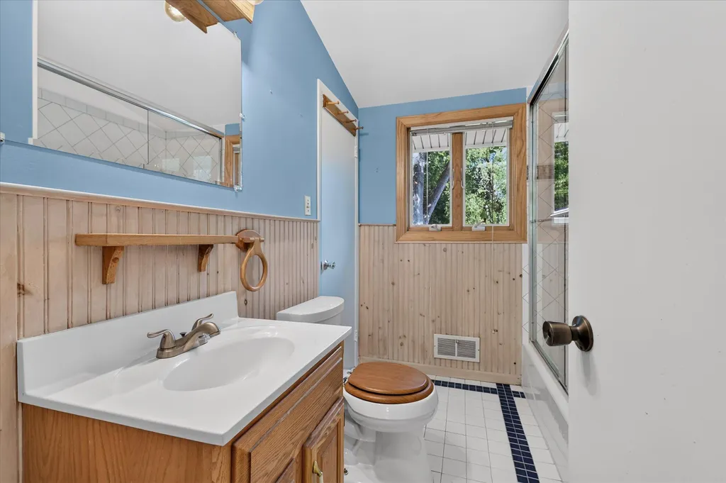 2710 Hampshire Road Ann Arbor City MI 48104
