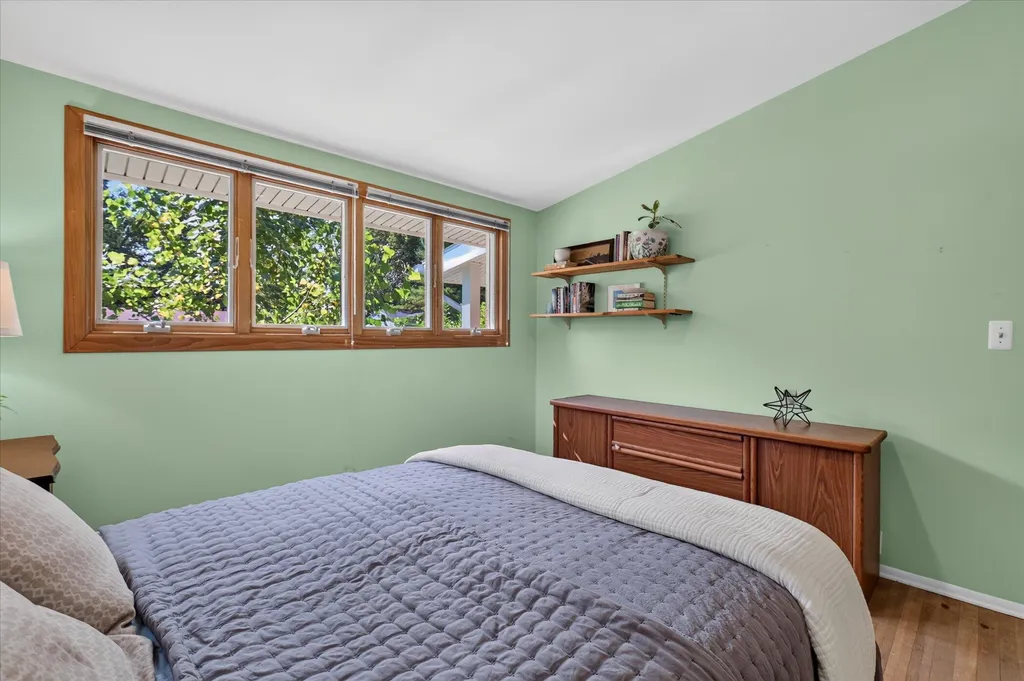 2710 Hampshire Road Ann Arbor City MI 48104