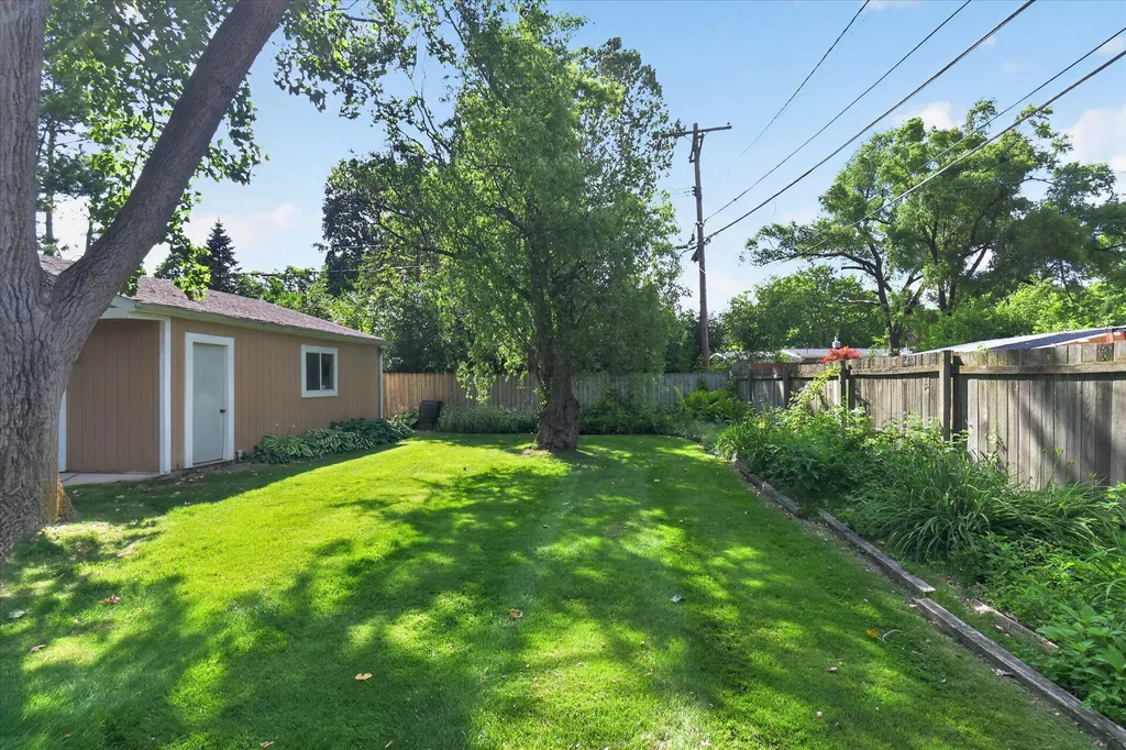 2710 Hampshire Road Ann Arbor City MI 48104