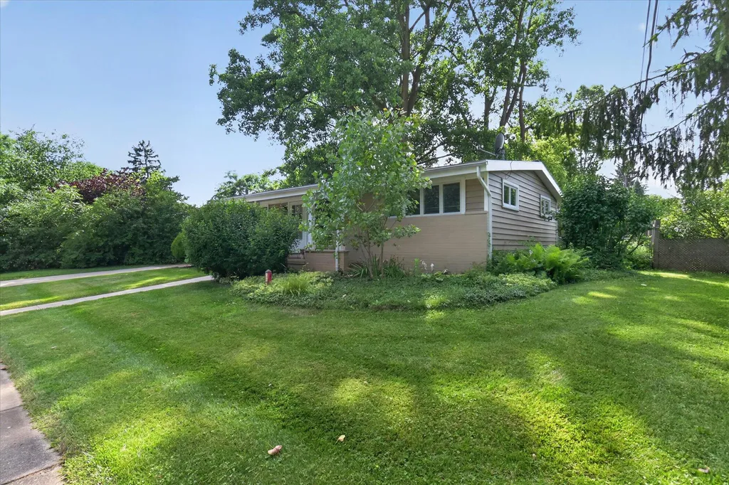 2710 Hampshire Road Ann Arbor City MI 48104