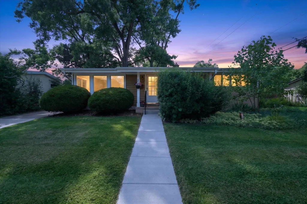 2710 Hampshire Road Ann Arbor City MI 48104
