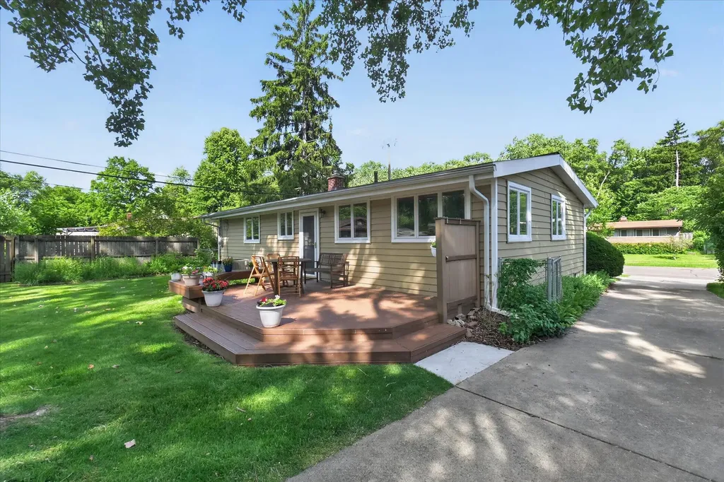 2710 Hampshire Road Ann Arbor City MI 48104