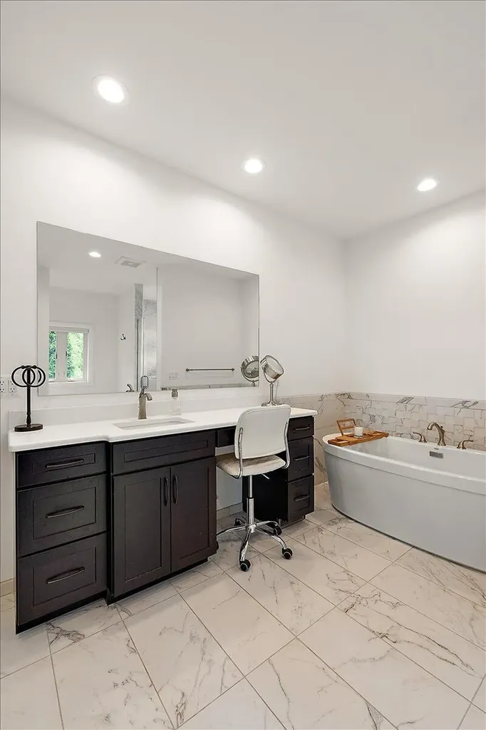 596 S Parker Road Lima Township MI 48103