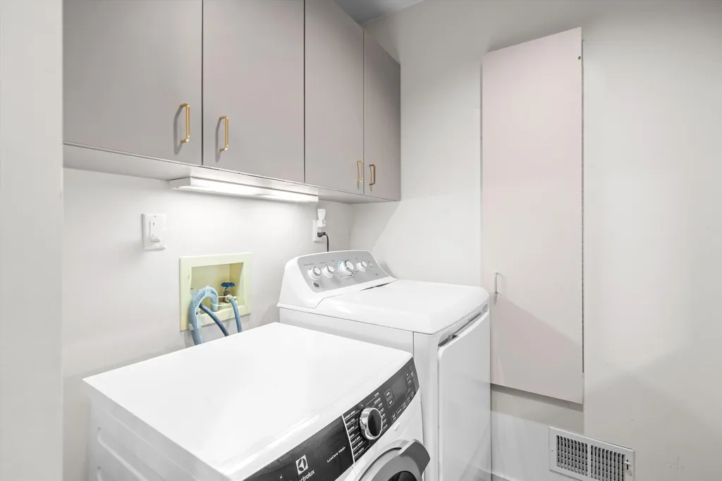 2361 Delaware Drive Ann Arbor City MI 48103