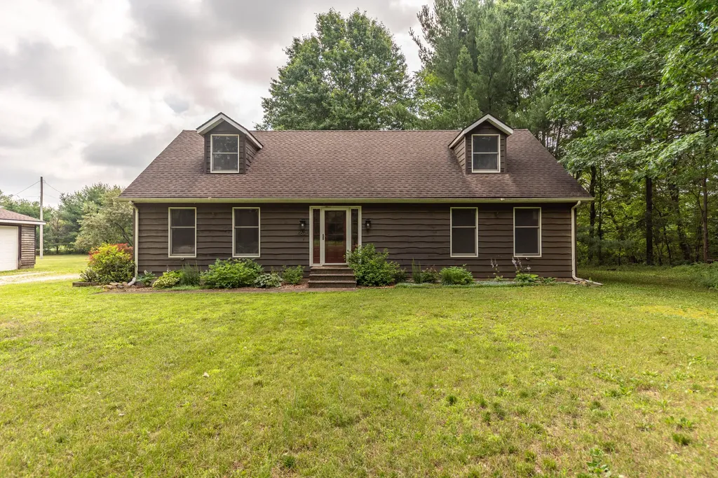 4625 Loveland Road Sylvan Township MI 49240