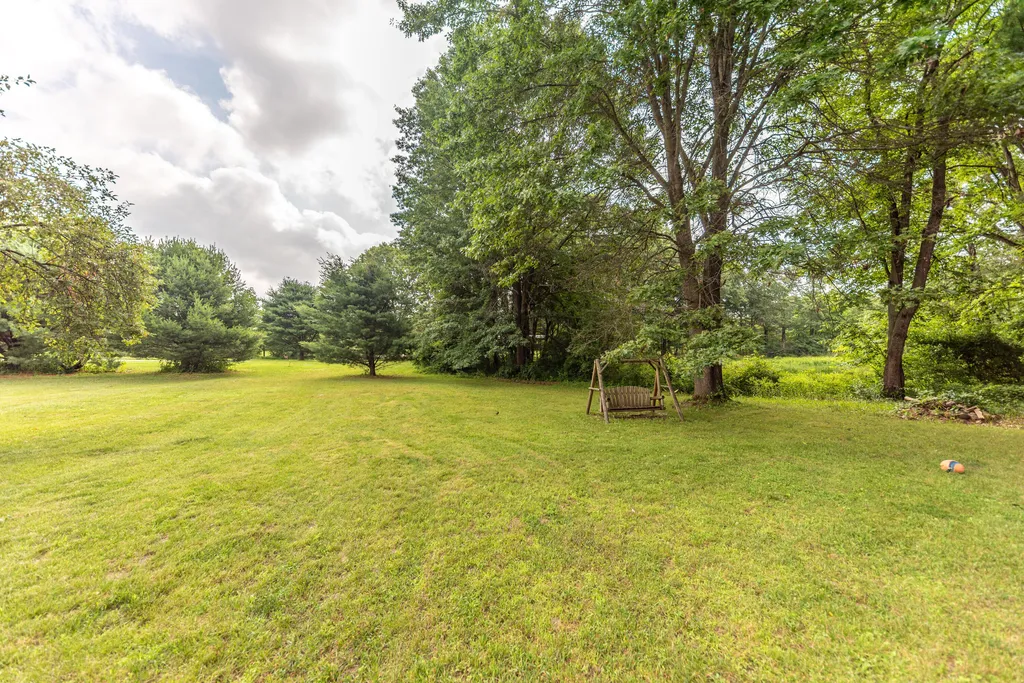 4625 Loveland Road Sylvan Township MI 49240