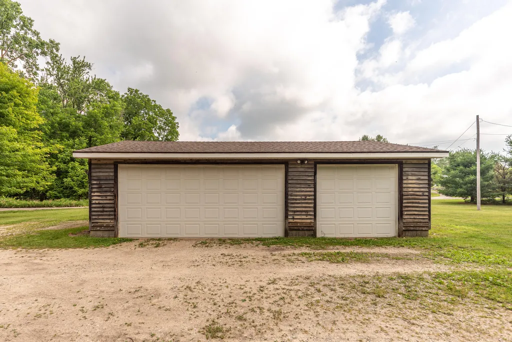 4625 Loveland Road Sylvan Township MI 49240
