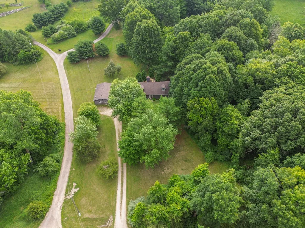 4625 Loveland Road Sylvan Township MI 49240