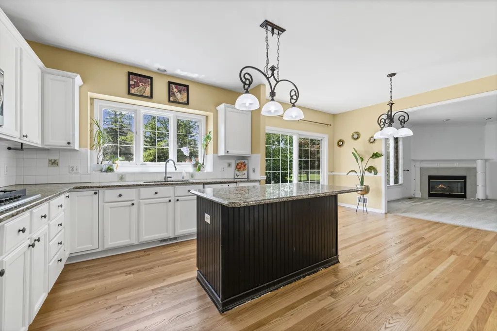592 Terrace Court Canton Charter Township MI 48188