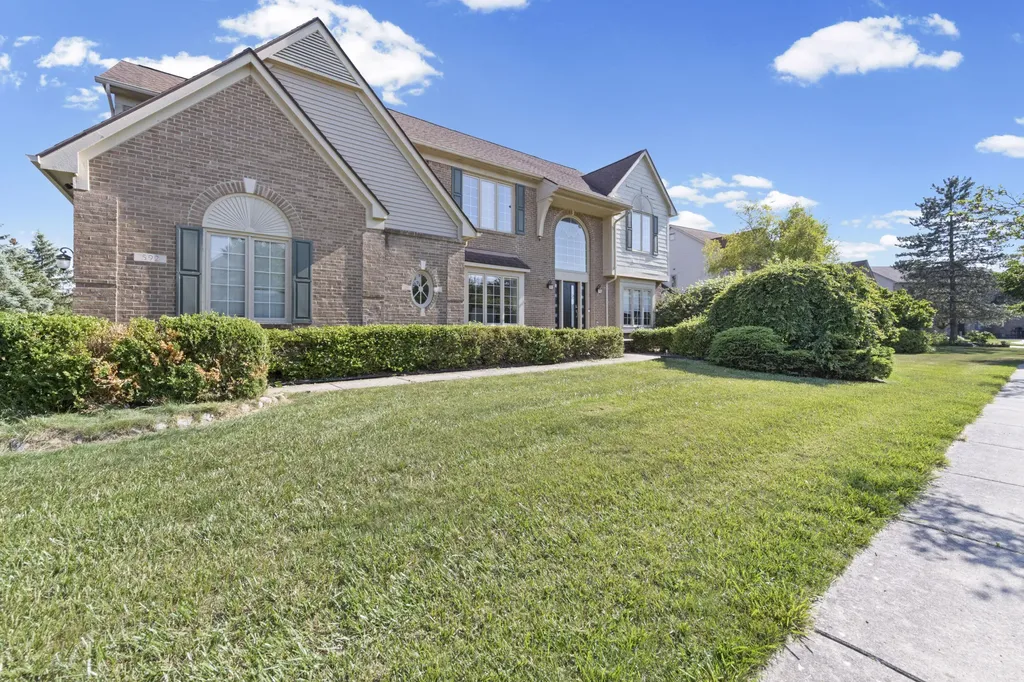 592 Terrace Court Canton Charter Township MI 48188
