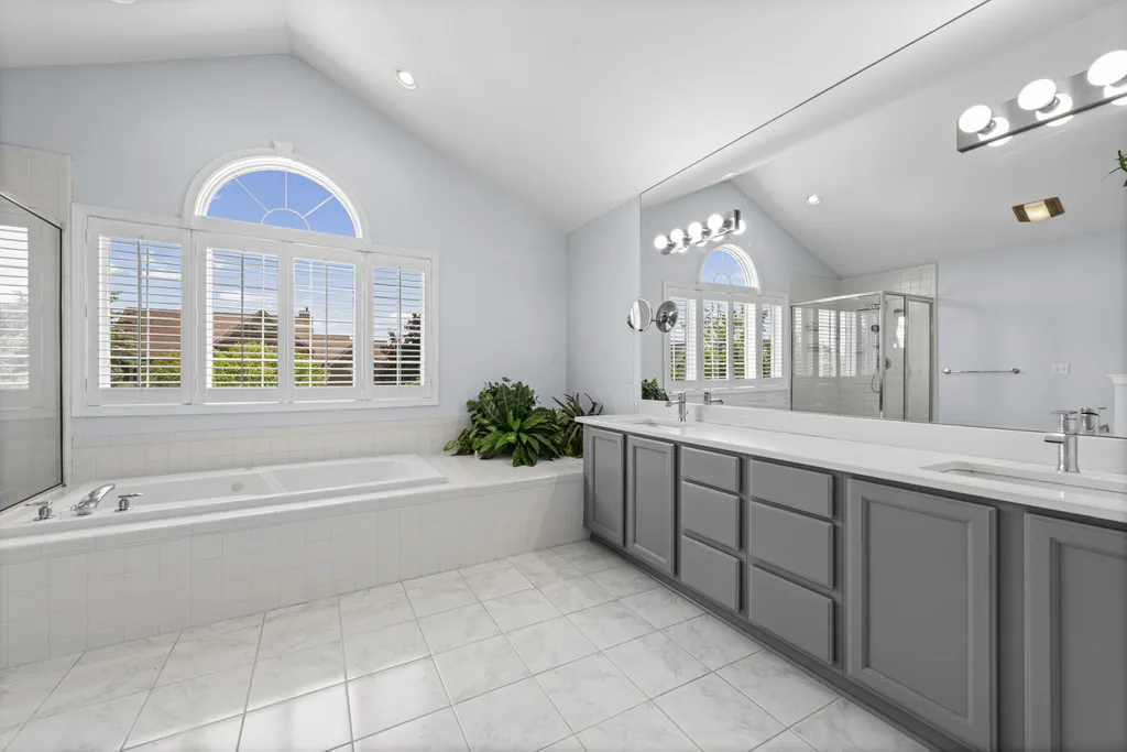 592 Terrace Court Canton Charter Township MI 48188