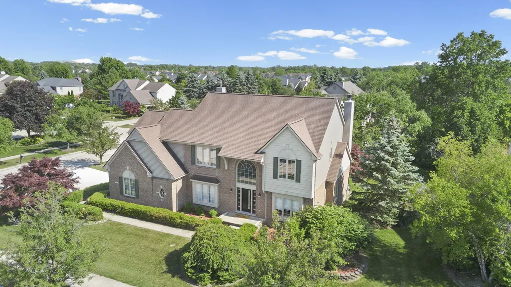 592 Terrace Court Canton Charter Township MI 48188