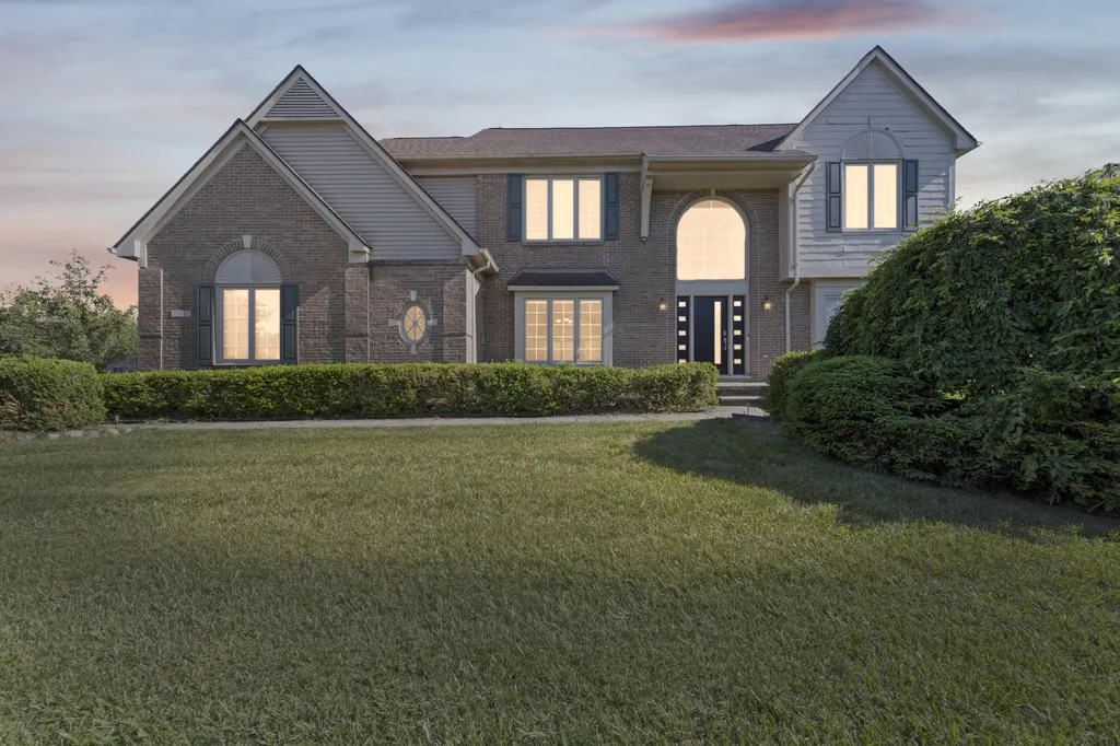 592 Terrace Court Canton Charter Township MI 48188