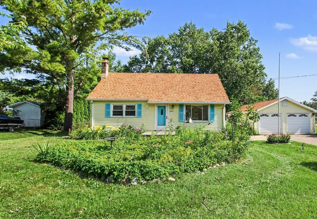 8919 Windsor Highway Windsor Charter Township MI 48821