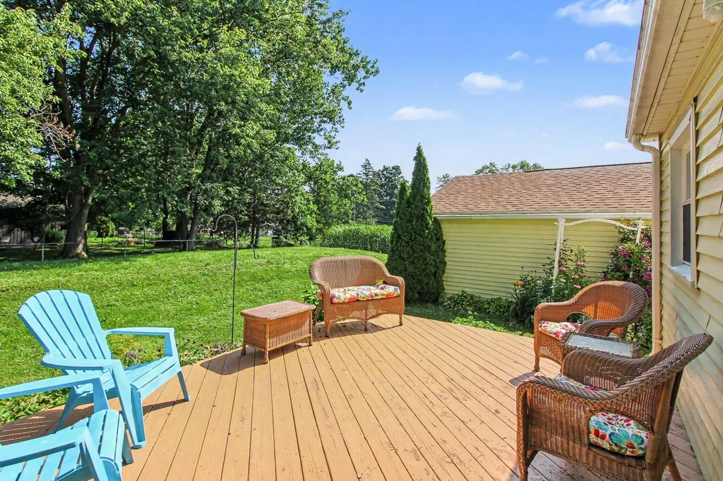 8919 Windsor Highway Windsor Charter Township MI 48821