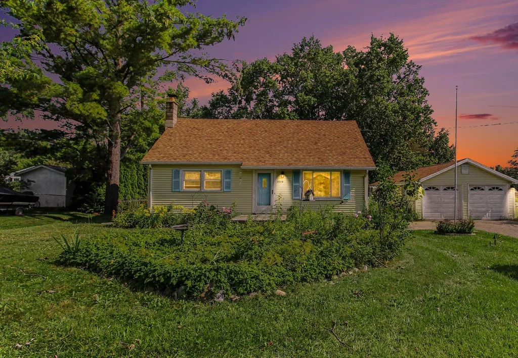 8919 Windsor Highway Windsor Charter Township MI 48821