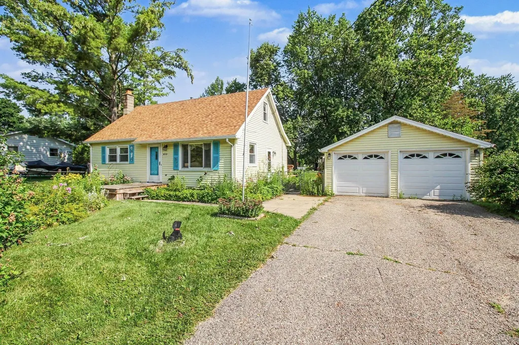 8919 Windsor Highway Windsor Charter Township MI 48821