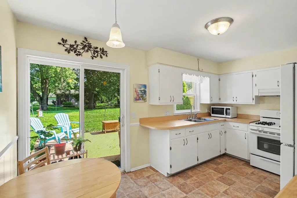 8919 Windsor Highway Windsor Charter Township MI 48821