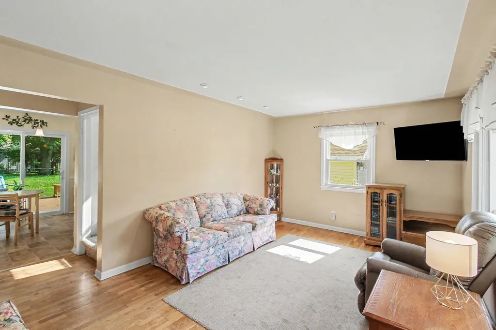 8919 Windsor Highway Windsor Charter Township MI 48821