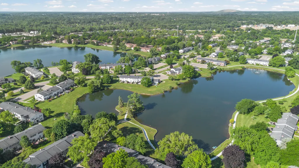 19631 Neptune Court Northville Township MI 48167