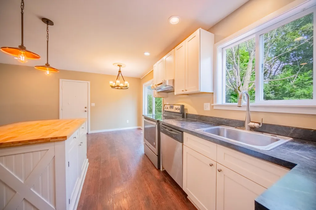1726 Devon Street Superior Charter Township MI 48198