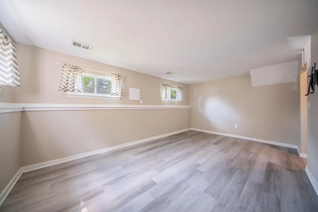 1726 Devon Street Superior Charter Township MI 48198