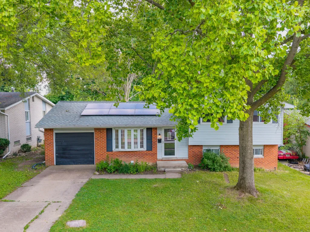 1726 Devon Street Superior Charter Township MI 48198