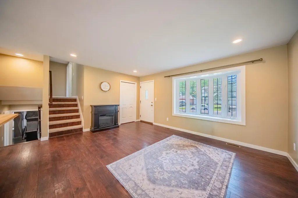 1726 Devon Street Superior Charter Township MI 48198